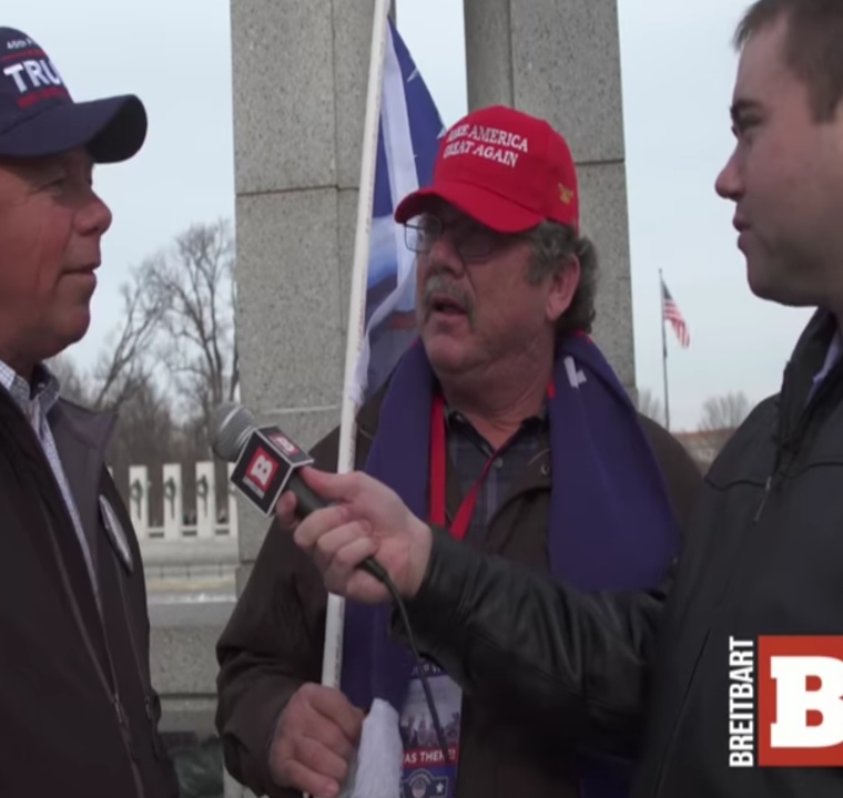 They Are Fake News: Trump Supporters Rip into CNN on National Mall. Report by Breitbart.
